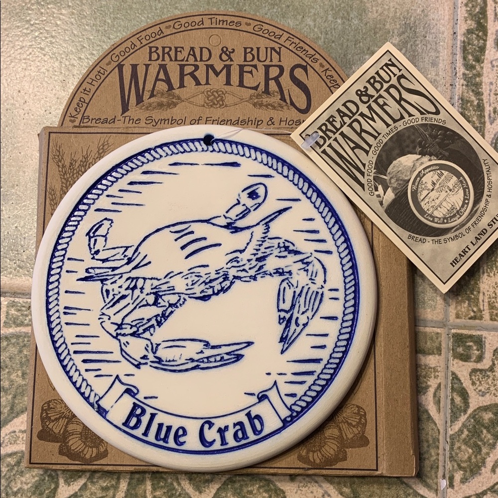 Bread & Bun Warmer Ceramic Stone New Hesrt Land Studios Blue Crab